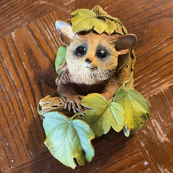 Vintage Bossons Chalkware Raccoon on Tree Wall Plaque by Congleton  + ladybug - Picture 4 of 5